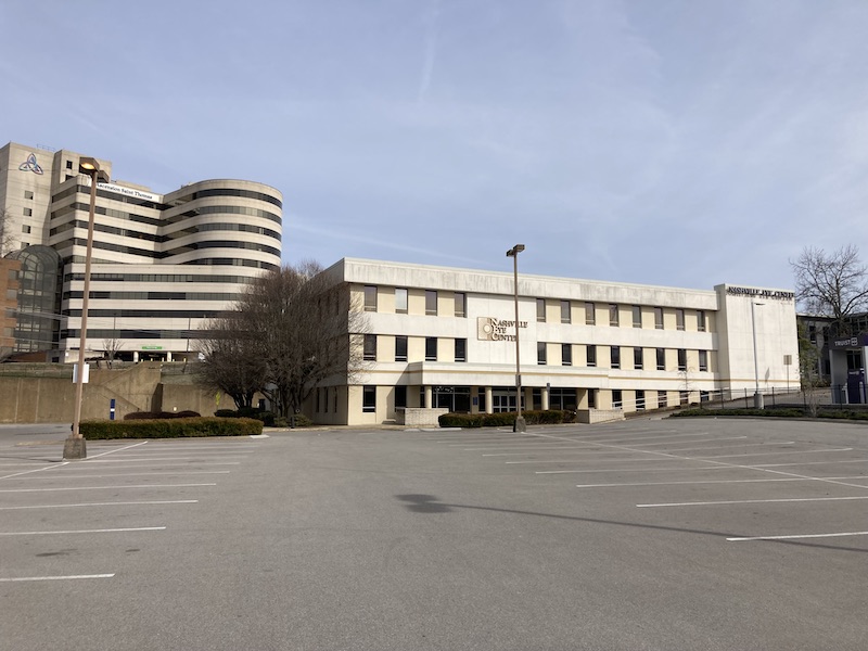 Nashville eye care facility parking lot in Davidson County, TN