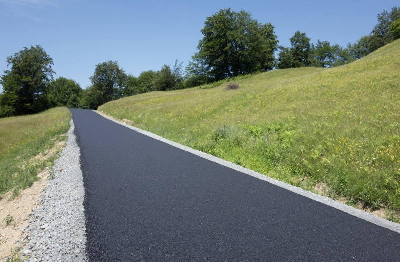The Private road owner used an asphalt paving contractor in Nashville